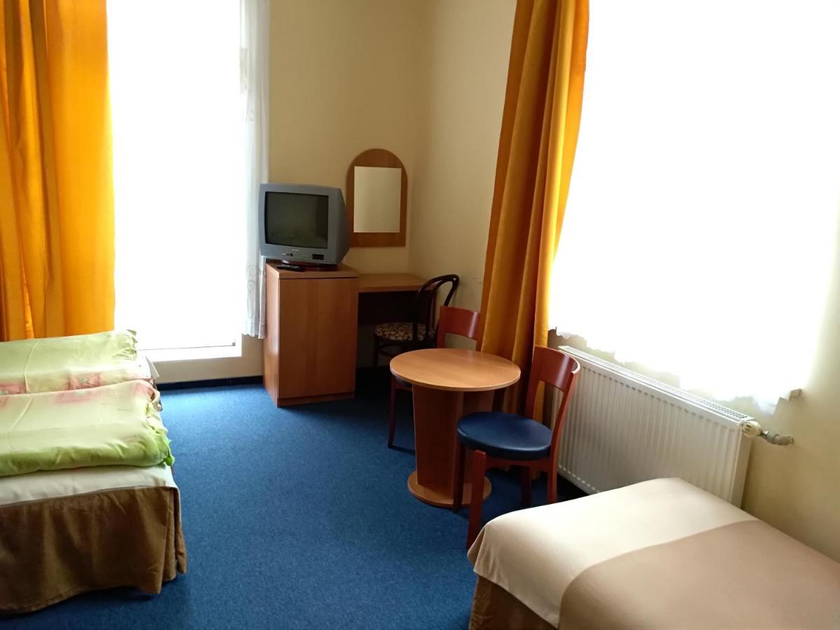 Osrodek Wypoczynkowy Ognisko Krynica-Zdrój Exterior foto